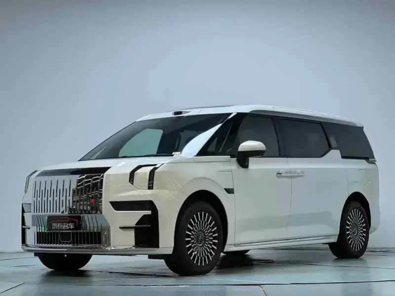 2024 Zeekr 009 с пробегом 16 000 км