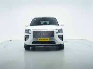 2026 Zeekr 8X с пробегом 200 км