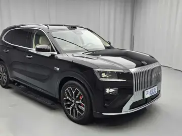 2026 Zeekr 8X с пробегом 800 км