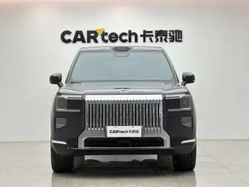 2025 Zeekr 9X с пробегом 4 000 км