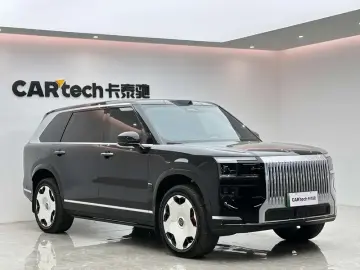 2025 Zeekr 9X с пробегом 4 000 км