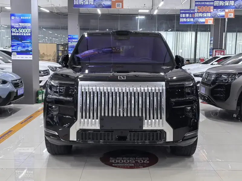 2025 Zeekr 9X с пробегом 20 000 км