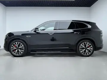 2026 Zeekr 8X с пробегом 100 км
