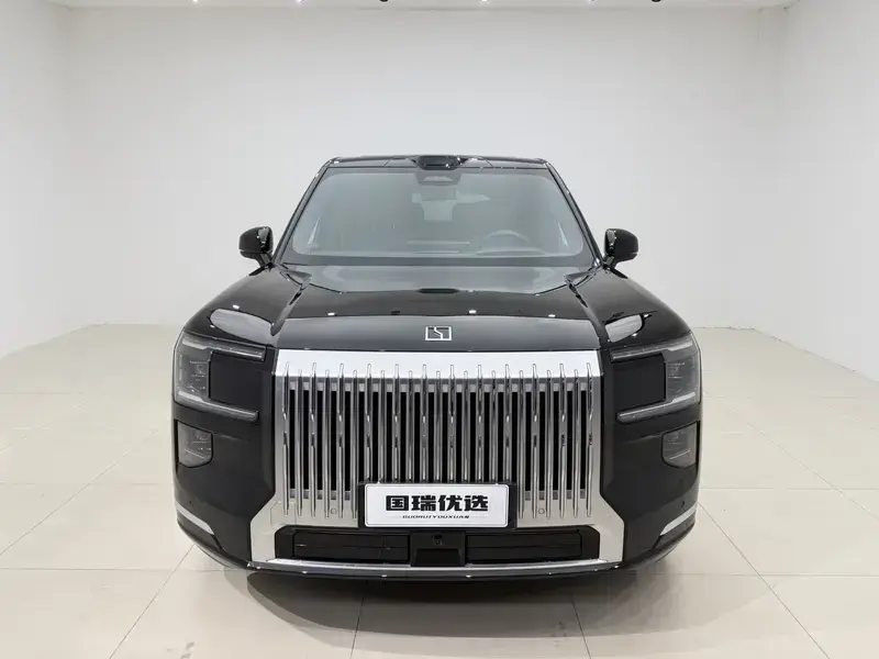 2025 Zeekr 9X с пробегом 21 000 км