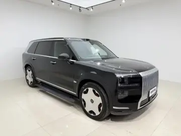 2025 Zeekr 9X с пробегом 21 000 км
