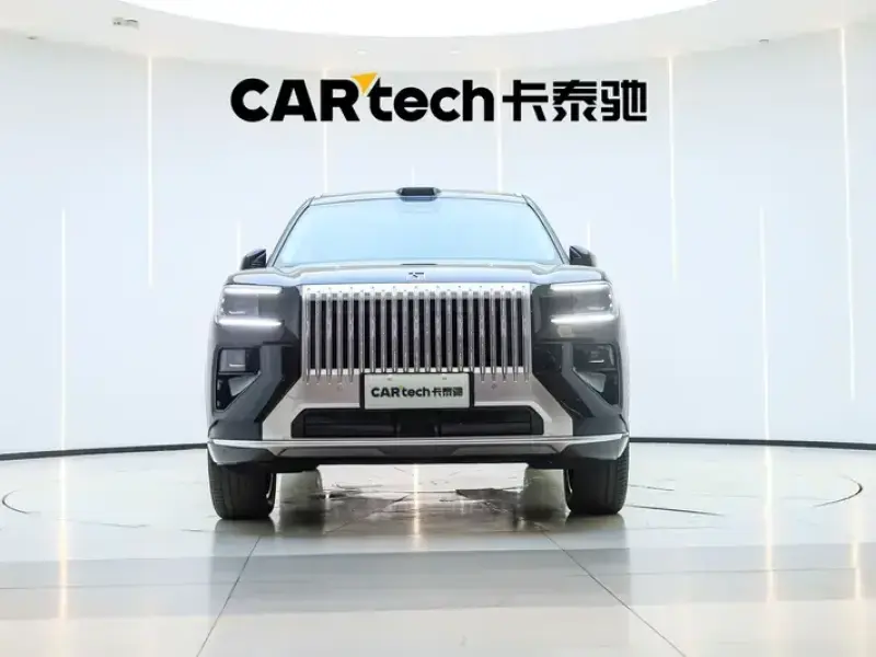 2026 Zeekr 8X с пробегом 300 км