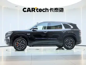 2026 Zeekr 8X с пробегом 300 км