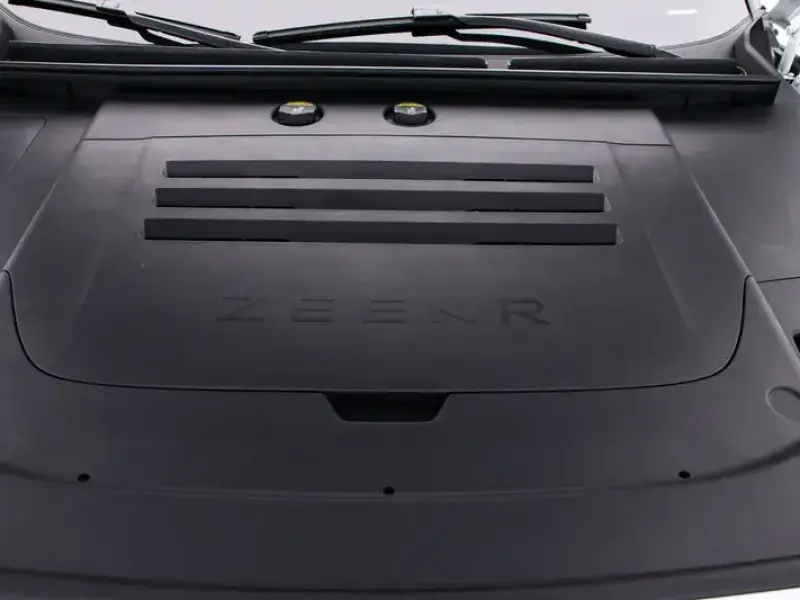 2025 Zeekr 9X с пробегом 5 000 км