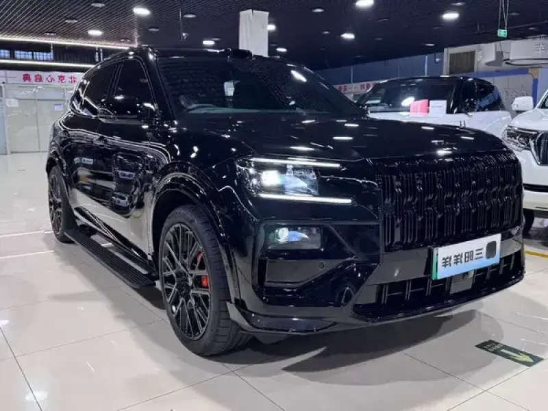 2026 Zeekr 8X с пробегом 6 000 км