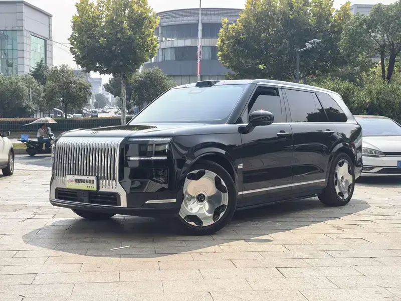 2025 Zeekr 9X с пробегом 32 000 км
