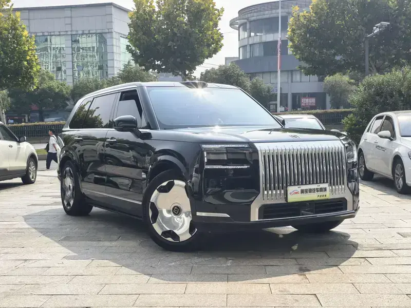 2025 Zeekr 9X с пробегом 32 000 км
