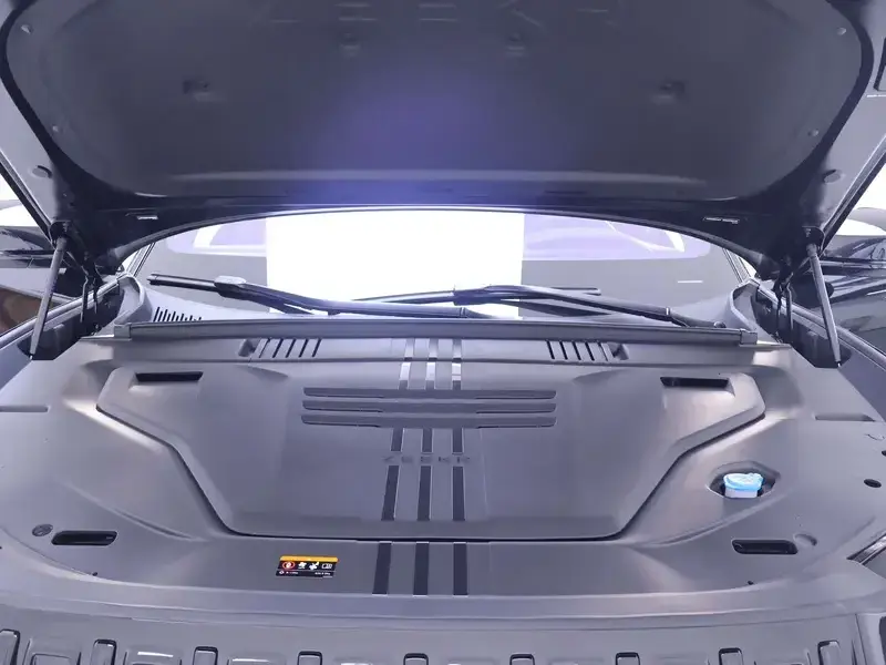 2026 Zeekr 8X с пробегом 3 600 км