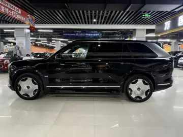 2025 Zeekr 9X с пробегом 5 000 км