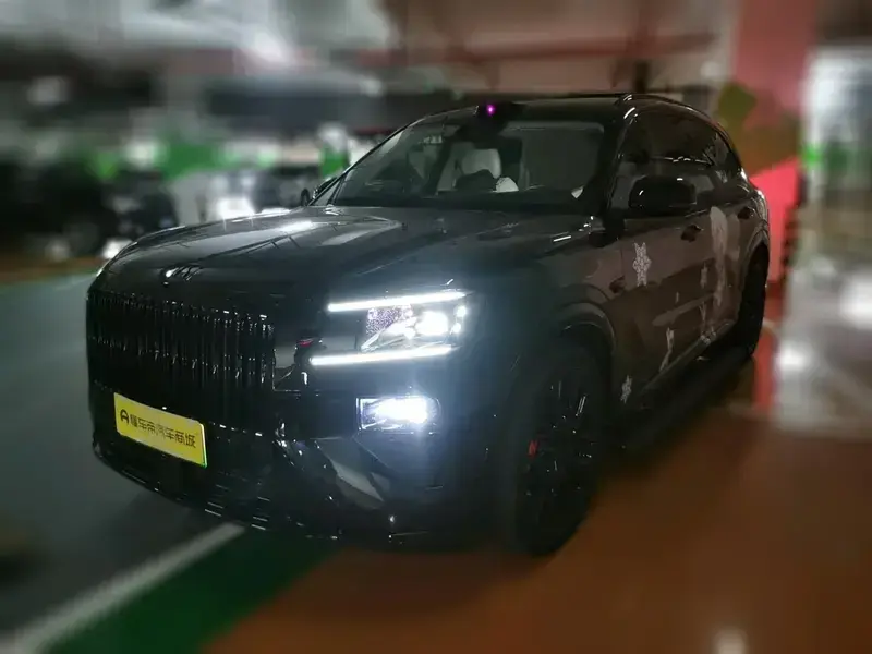 2026 Zeekr 8X с пробегом 6 700 км