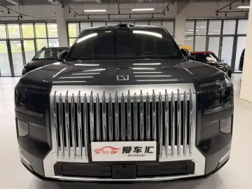 2025 Zeekr 9X с пробегом 7 900 км