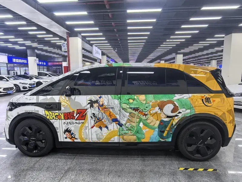 2025 Zeekr Mix с пробегом 18 000 км