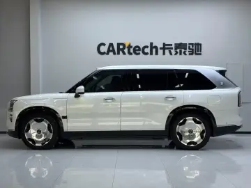 2025 Zeekr 9X с пробегом 25 000 км