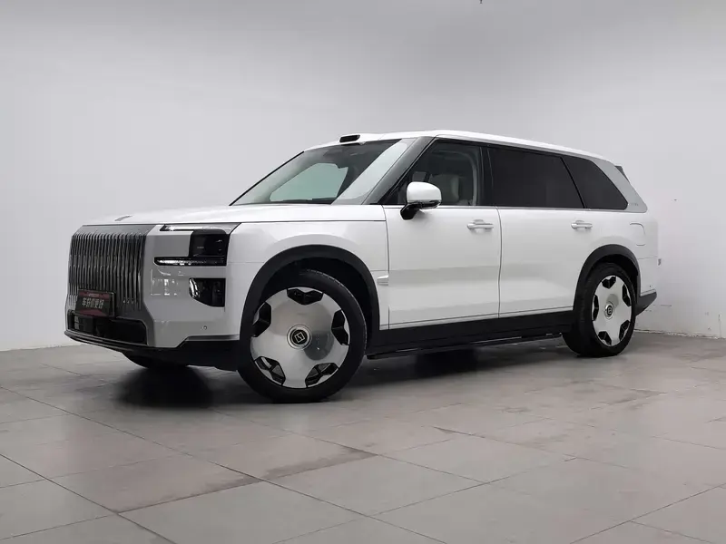 2025 Zeekr 9X с пробегом 50 100 км