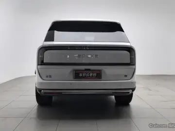 2025 Zeekr 9X с пробегом 50 100 км