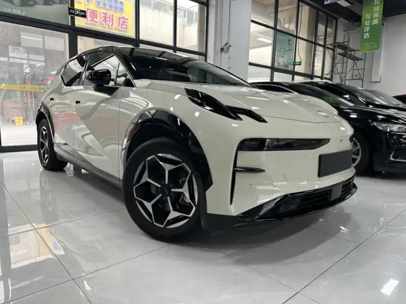 2025 Zeekr X с пробегом 36 000 км
