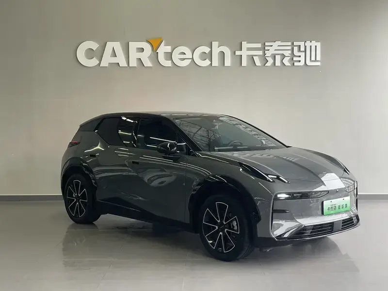 2025 Zeekr X с пробегом 16 000 км