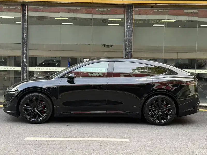 2026 Luxeed R7 с пробегом 11 000 км