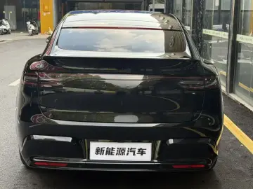 2026 Luxeed R7 с пробегом 11 000 км