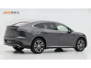 2026 Luxeed R7 с пробегом 5 500 км