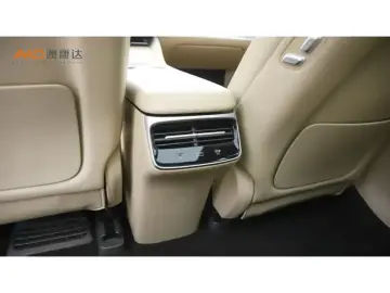 2026 Luxeed R7 с пробегом 5 500 км