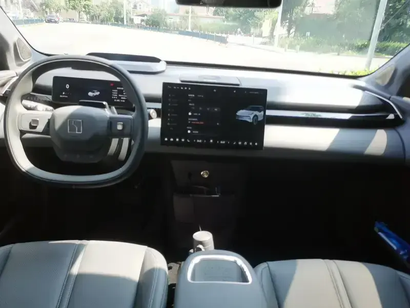 2024 Zeekr X с пробегом 50 500 км