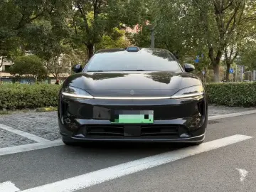 2026 Luxeed R7 с пробегом 10 000 км