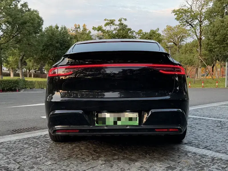 2026 Luxeed R7 с пробегом 10 000 км