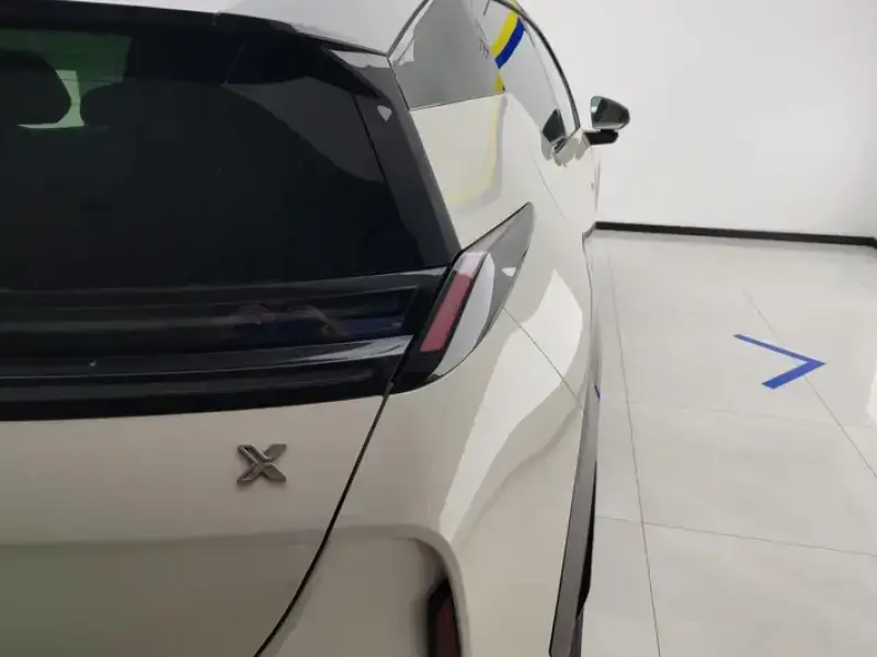 2025 Zeekr X с пробегом 46 000 км