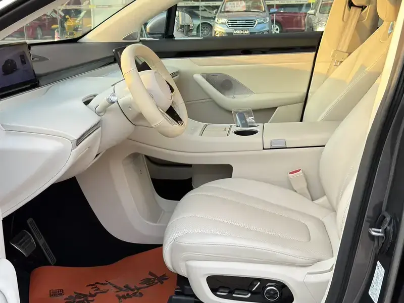 2024 Luxeed R7 с пробегом 48 000 км