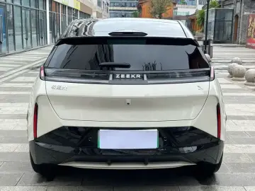 2025 Zeekr X с пробегом 21 000 км
