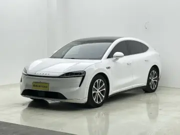 Luxeed R7
