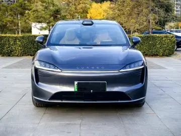 2024 Luxeed R7 с пробегом 15 000 км