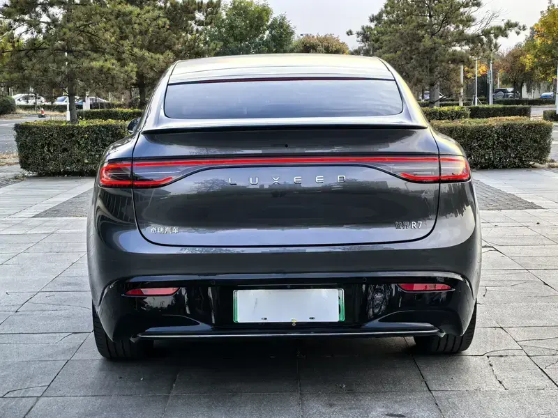2024 Luxeed R7 с пробегом 15 000 км