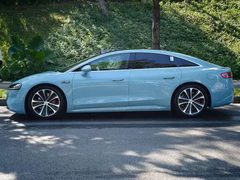 2025 Luxeed S7 с пробегом 15 000 км