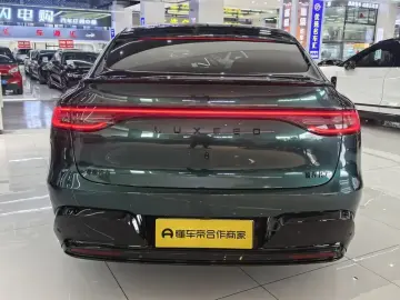 2026 Luxeed R7 с пробегом 9 600 км