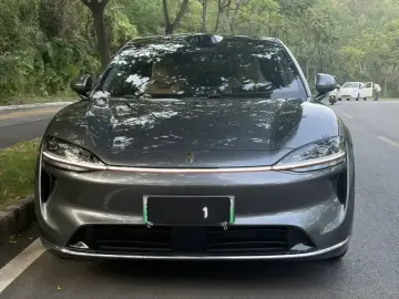 2026 Luxeed R7 с пробегом 10 000 км