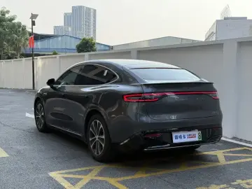 2024 Luxeed R7 с пробегом 14 000 км