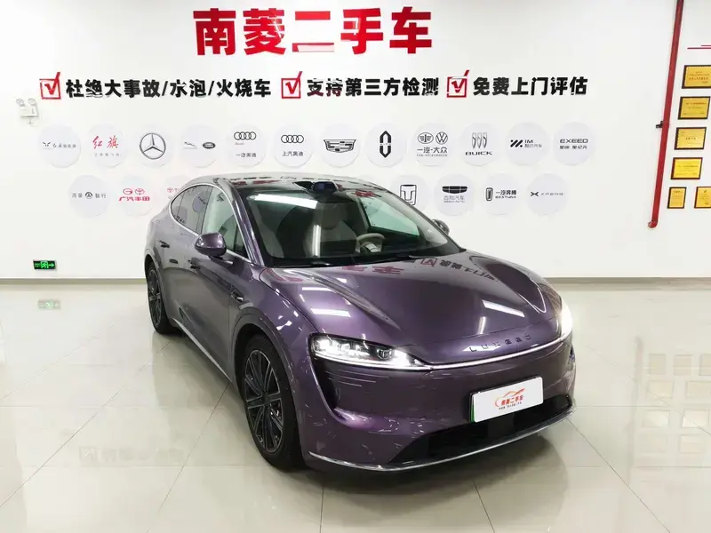 2025 Luxeed R7 с пробегом 9 300 км