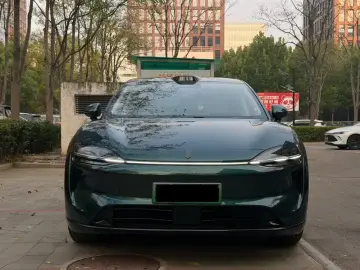 2026 Luxeed R7 с пробегом 11 000 км