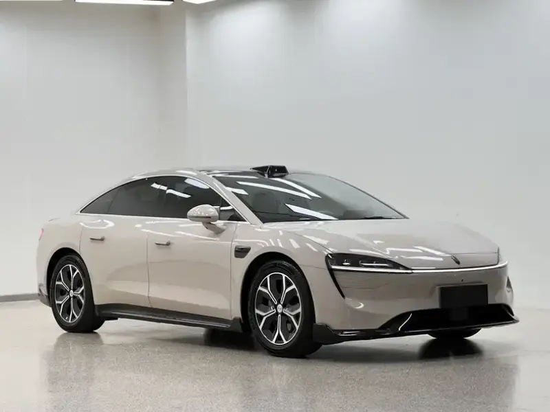 2025 Luxeed S7 с пробегом 10 100 км
