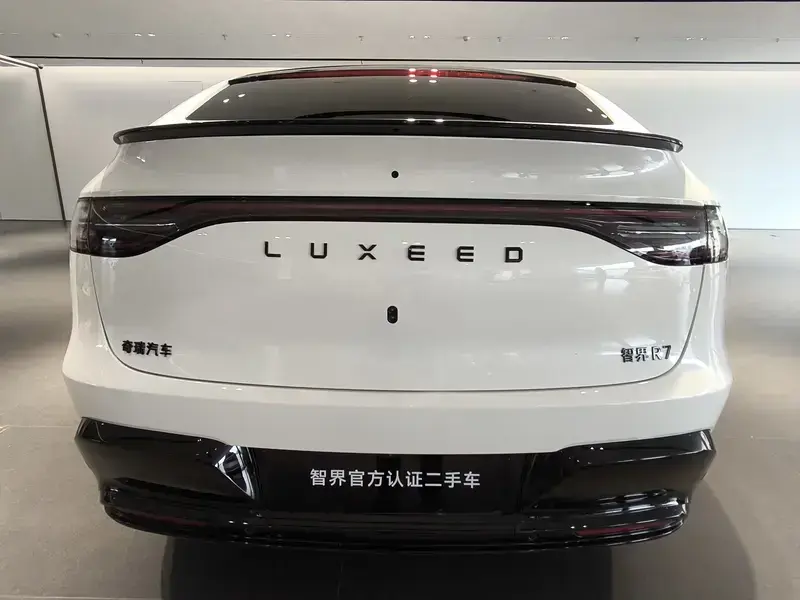 2026 Luxeed R7 с пробегом 15 000 км