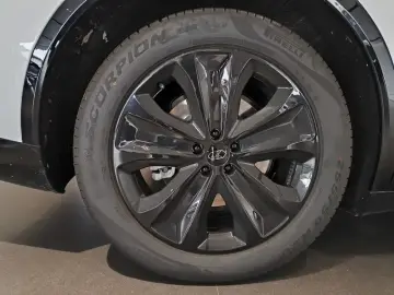 2026 Luxeed R7 с пробегом 15 000 км