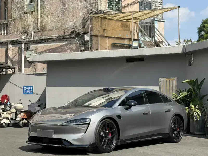 2024 Luxeed S7 с пробегом 31 000 км