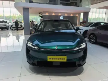 2026 Luxeed R7 с пробегом 9 700 км