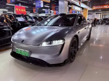 Luxeed S7